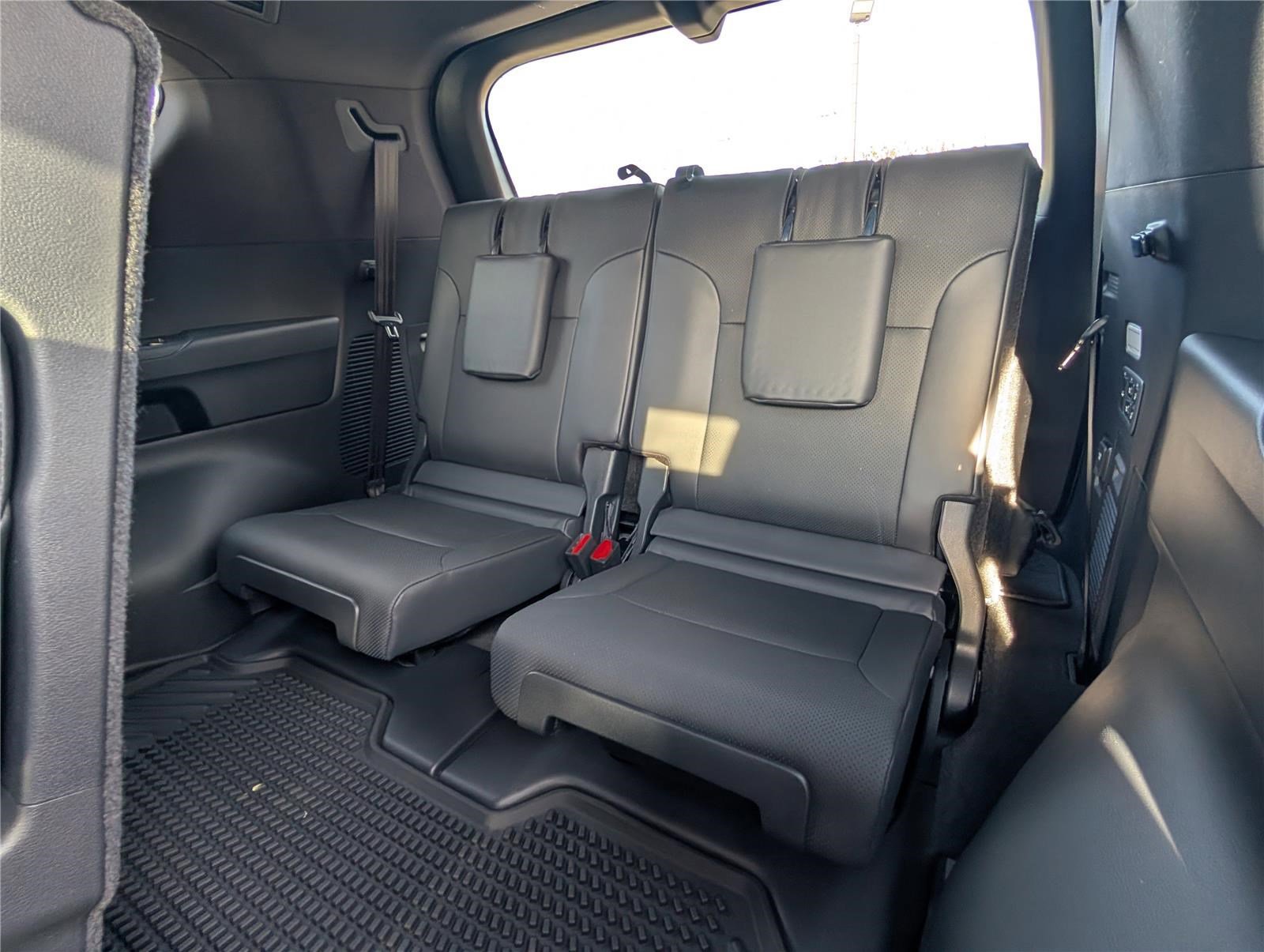 New 2026 Lexus LX 600 4WD w/ Luxury Package image 12