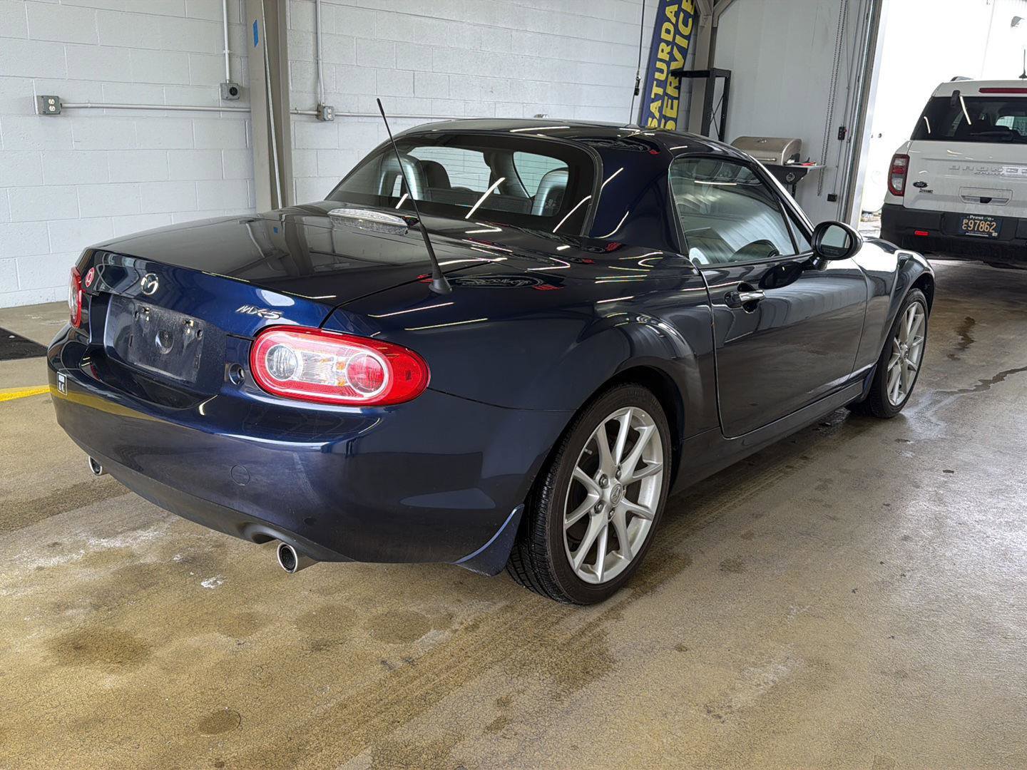Used 2012 MAZDA MX-5 Miata Touring w/ Suspension Pkg image 4