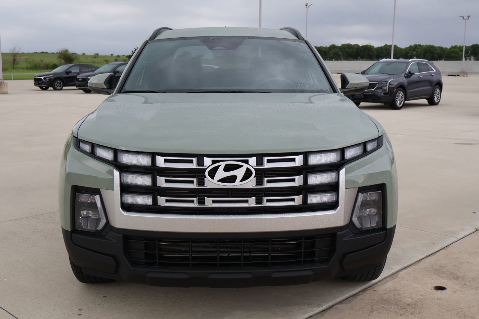 Used 2025 Hyundai Santa Cruz SEL FWD image 3