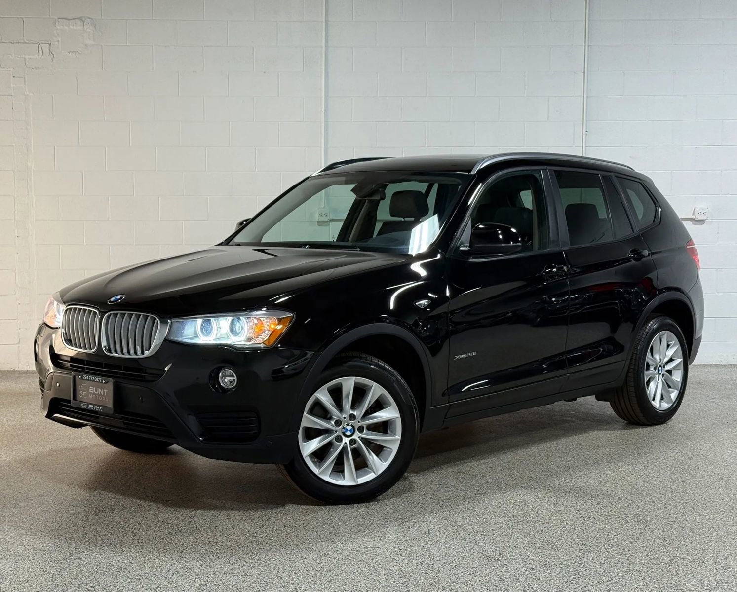 Used 2015 BMW X3 xDrive28i AWD/4WD image 2