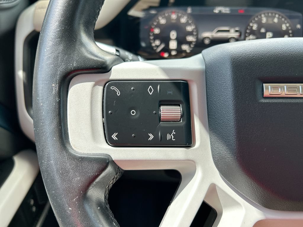 Used 2022 Land Rover Defender 110 S AWD/4WD image 15