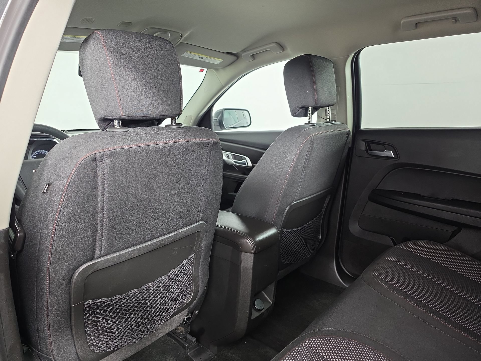 Used 2017 GMC Terrain SLE FWD image 32