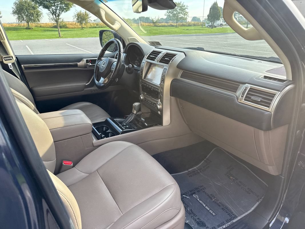 Used 2021 Lexus GX 460 Premium w/ Premium Package AWD/4WD image 14