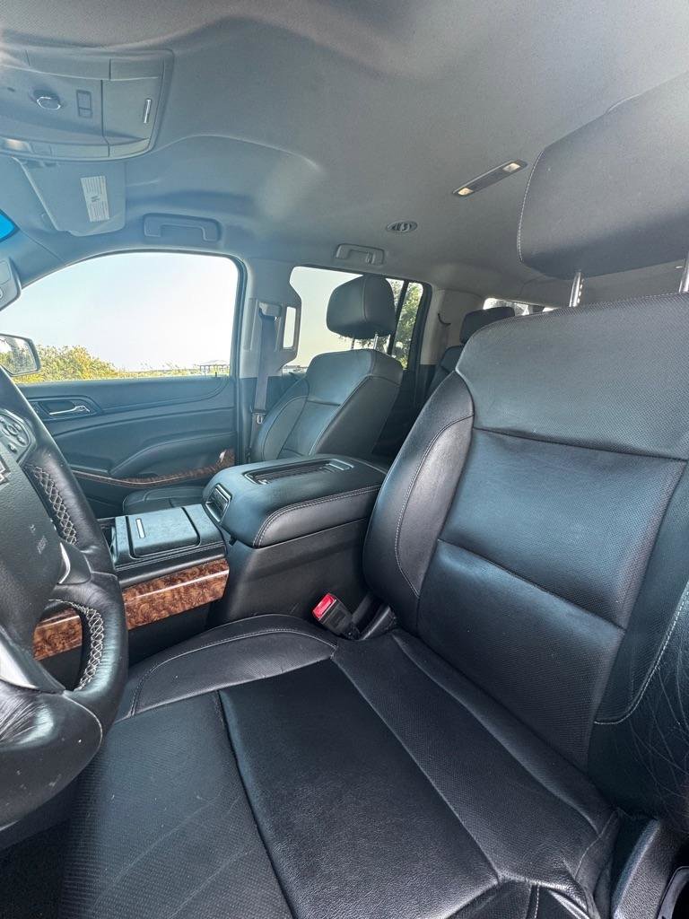 Used 2017 Chevrolet Suburban Premier AWD/4WD image 11