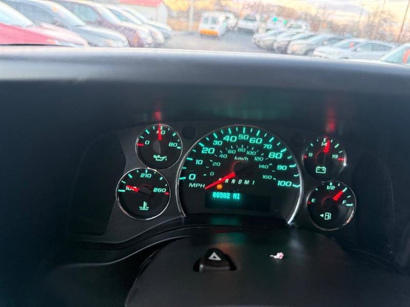 Used 2011 Chevrolet Express 2500 image 33