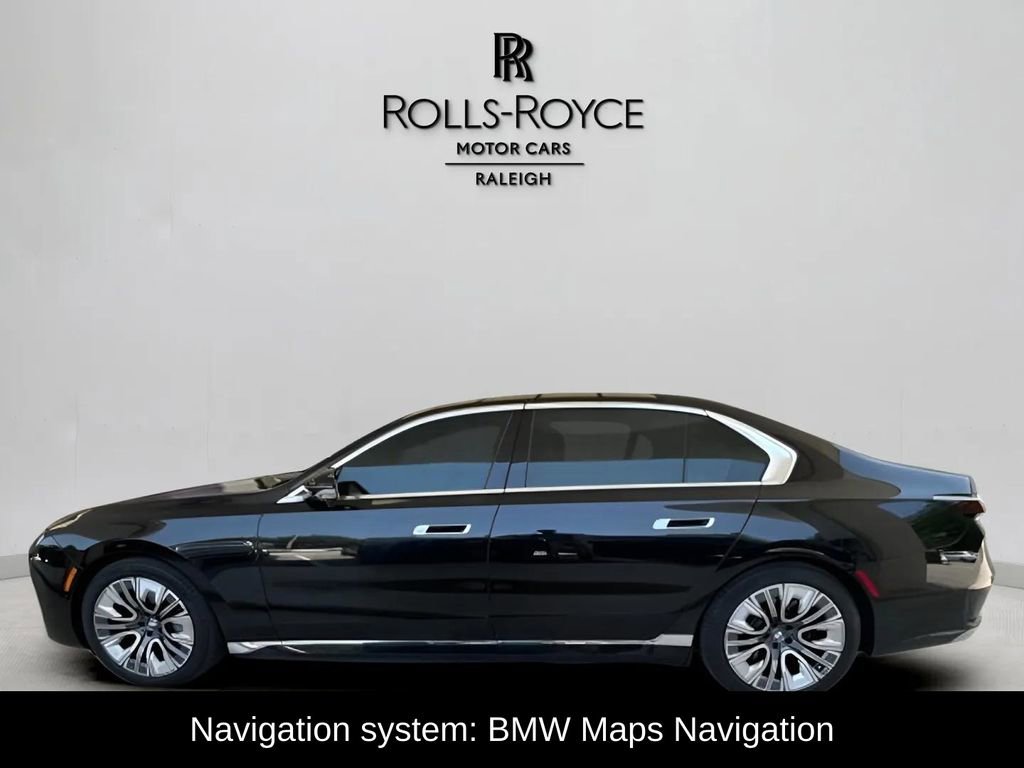 Used 2024 BMW i7 xDrive60 image 3