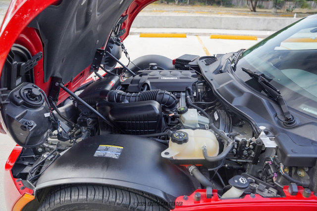 Used 2006 Pontiac Solstice Convertible w/ Premium Package image 23