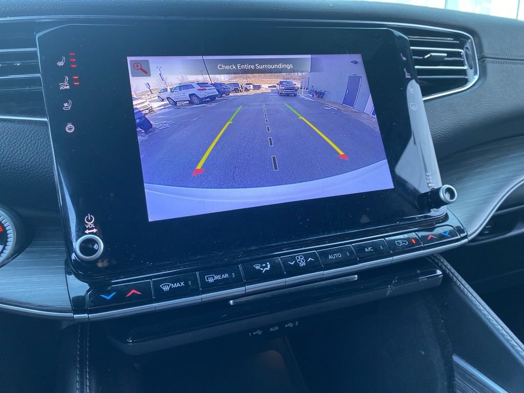 Used 2024 Jeep Wagoneer L Series II w/ Flexible Seating Group image 25