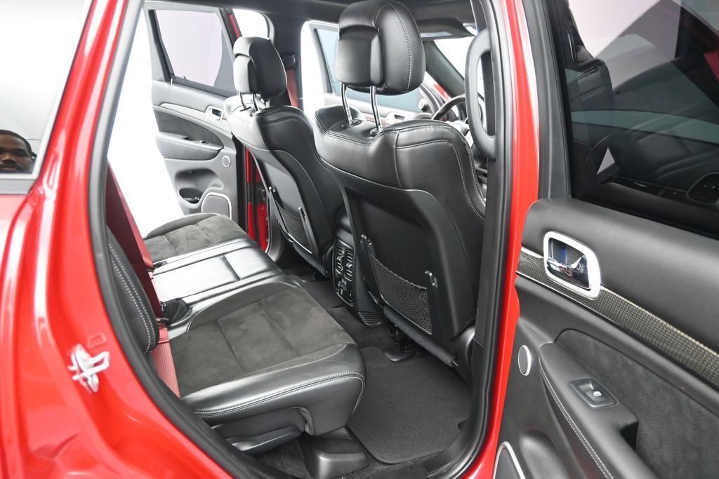 Used 2019 Jeep Grand Cherokee Trackhawk w/ Trailer Tow Group IV AWD/4WD image 18