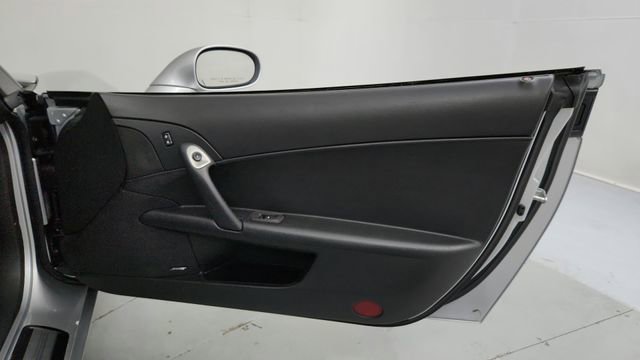 Used 2010 Chevrolet Corvette Grand Sport w/ Preferred Equipment Group image 18