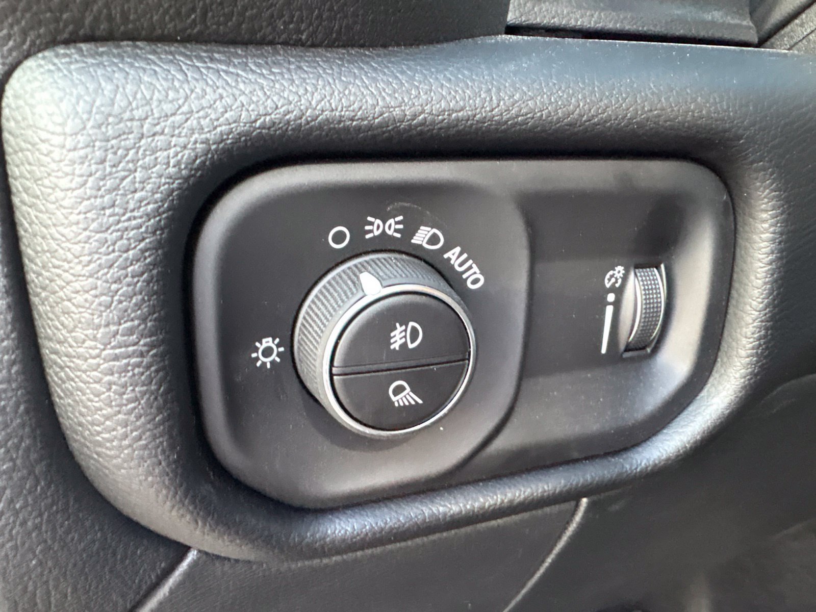 New 2027 RAM 3500 Lone Star AWD/4WD image 12