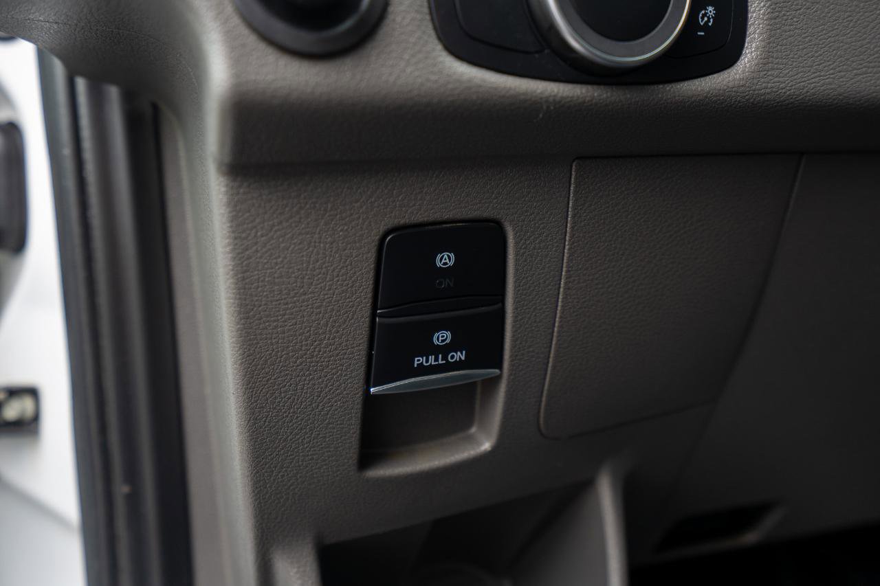 Used 2024 Ford Transit 350 XLT image 21