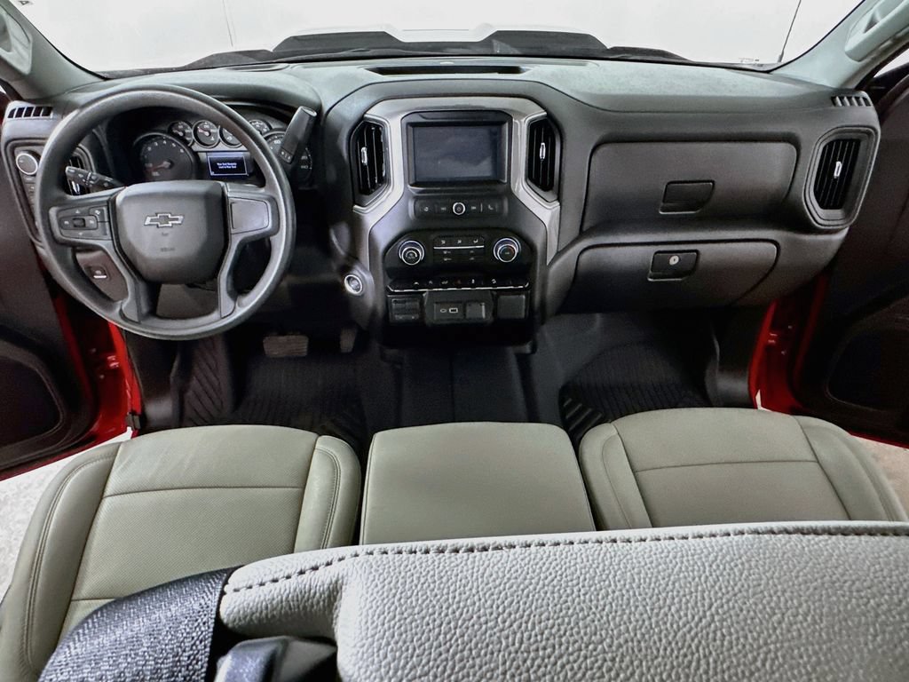 Used 2026 Chevrolet Silverado 1500 Custom Trail Boss w/ Turbomax Blackout Package AWD/4WD image 15