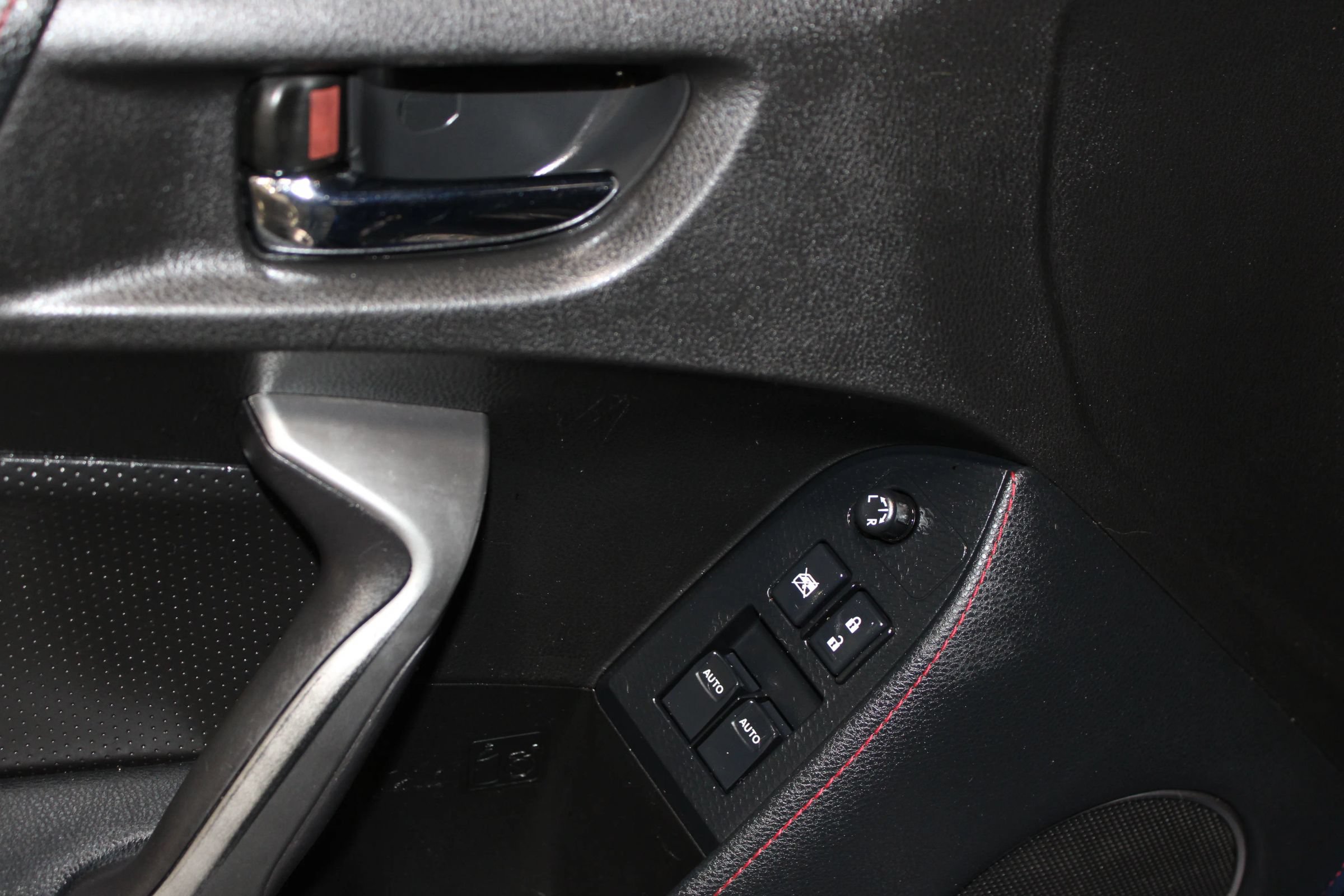 Used 2015 Scion FR-S RWD image 12