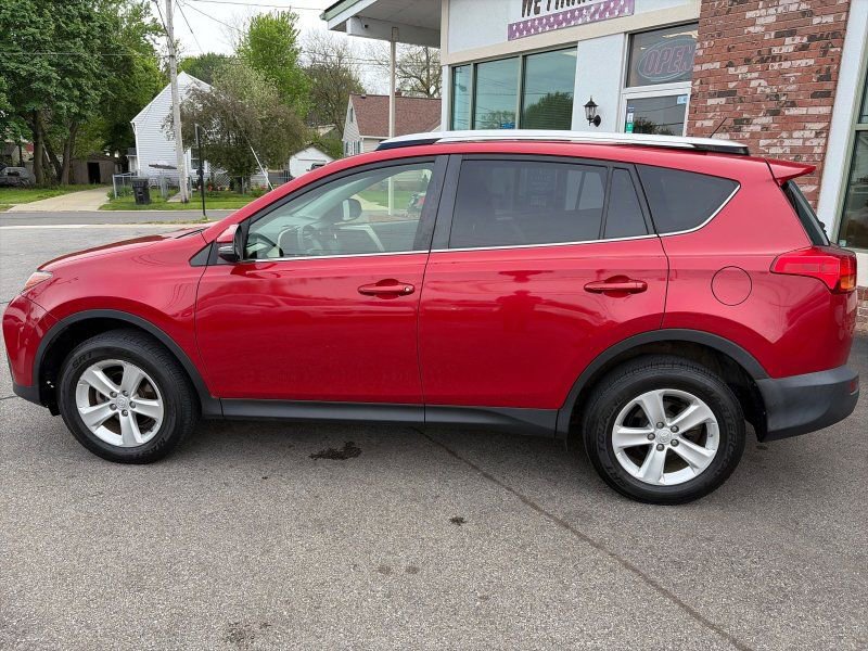 Used 2013 Toyota RAV4 XLE AWD/4WD image 8