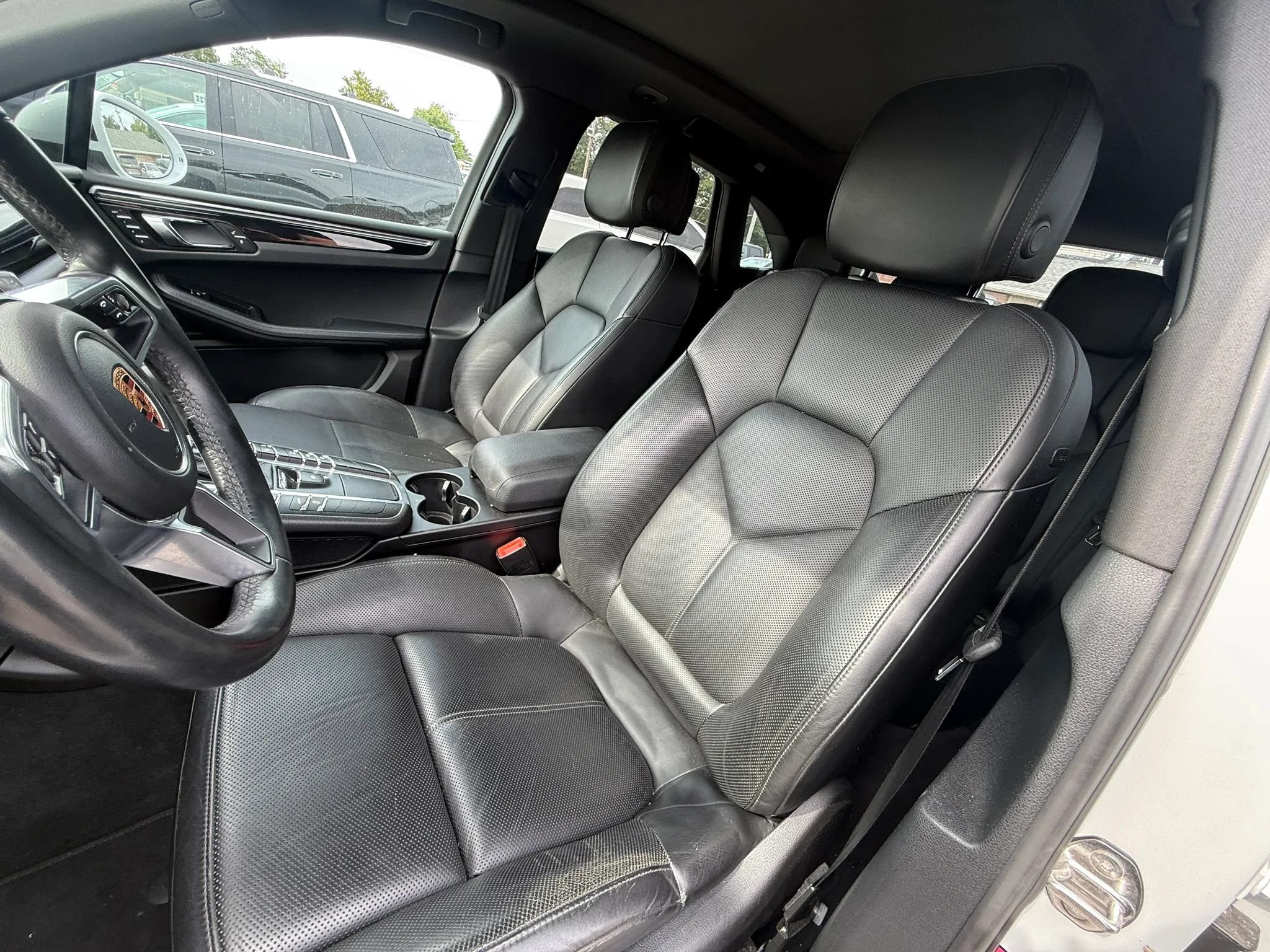 Used 2017 Porsche Macan S AWD/4WD image 9