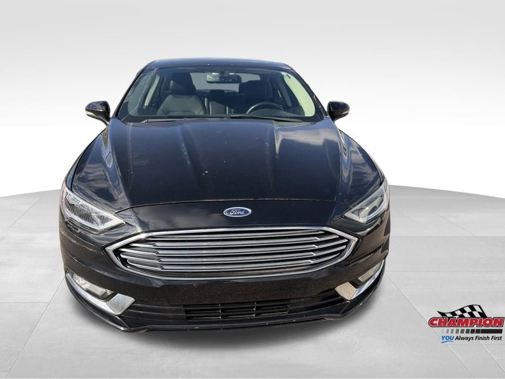 Used 2017 Ford Fusion SE w/ Fusion SE Technology Package FWD image 8