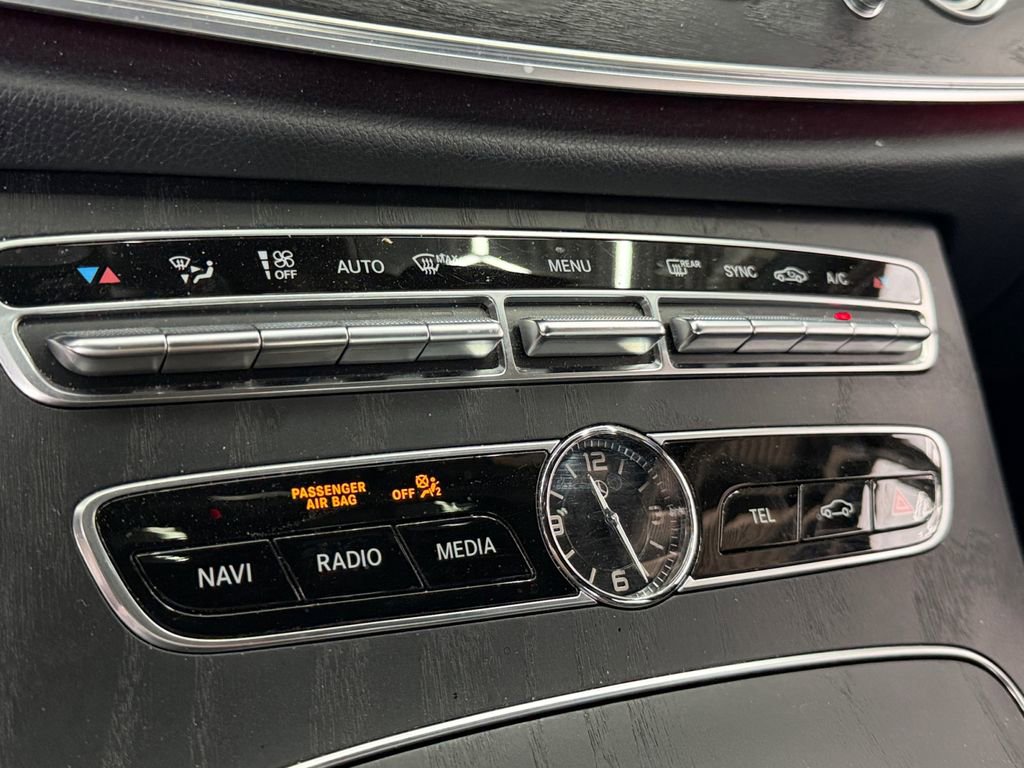 Used 2018 Mercedes-Benz E 300 image 17