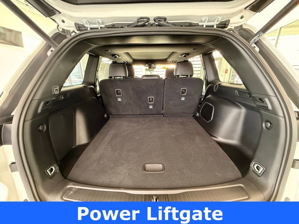 Used 2024 Jeep Grand Cherokee Limited 4xe w/ Luxury Tech Group II image 11