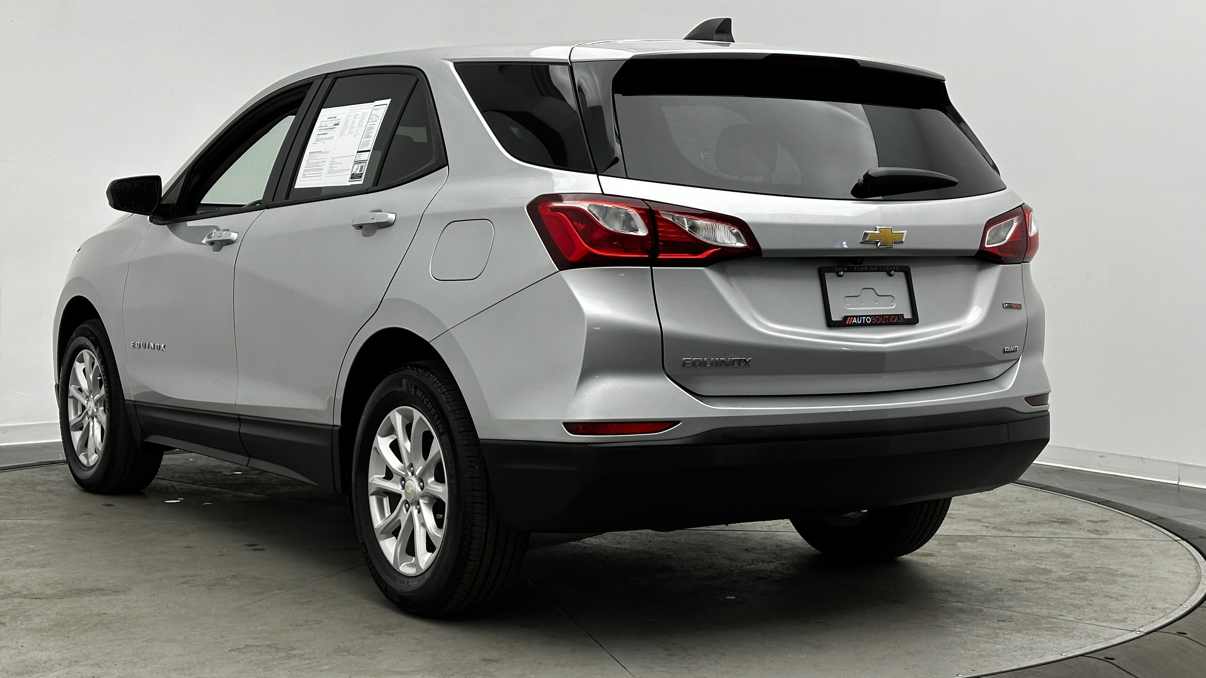 Used 2019 Chevrolet Equinox LS w/ LS Convenience Package image 5