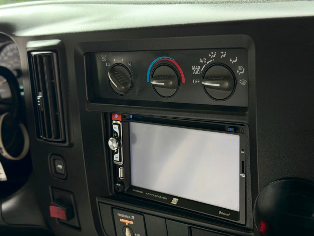 Used 2007 GMC Savana 2500 RWD image 37