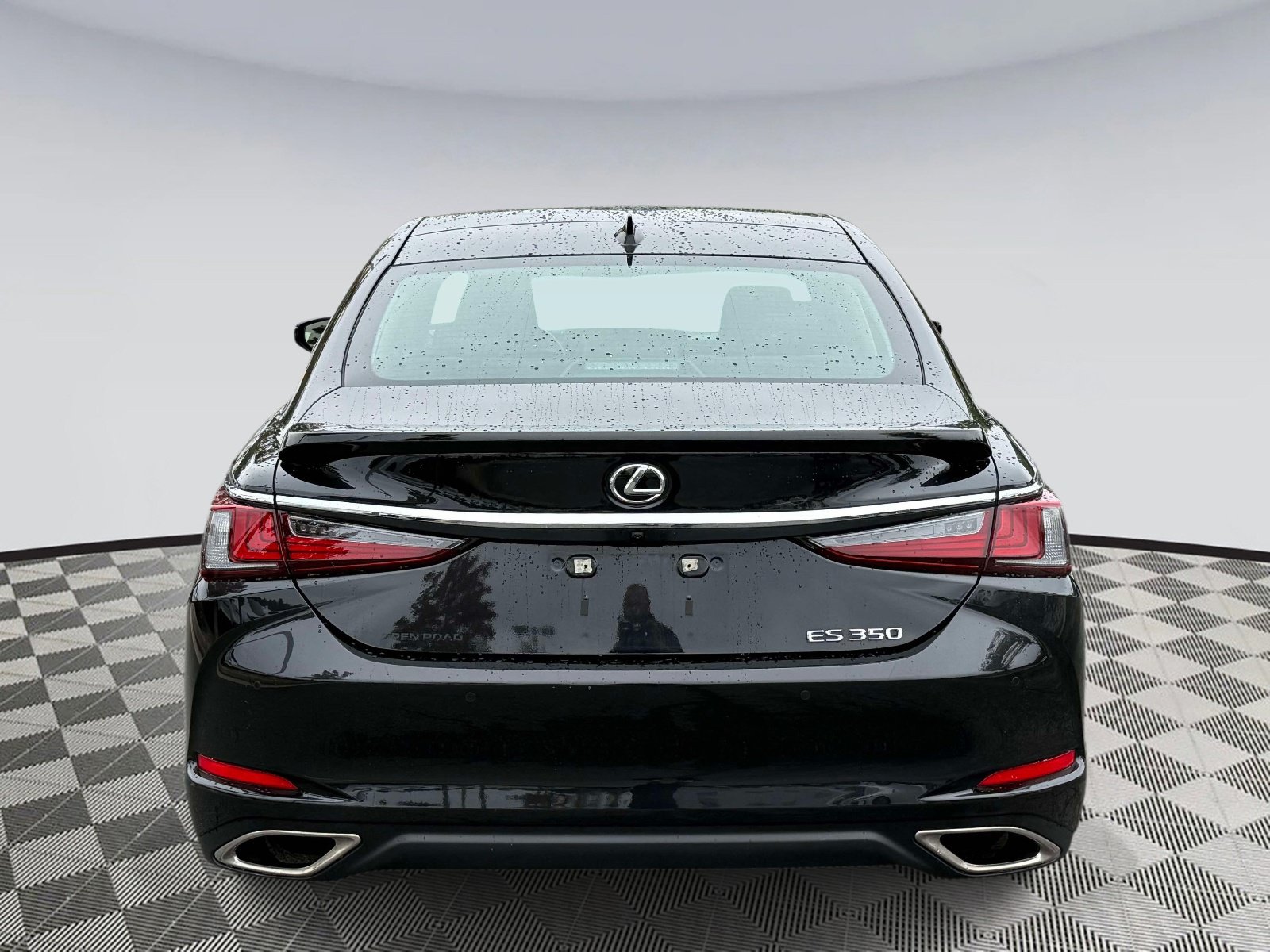 Used 2024 Lexus ES 350 Ultra Luxury w/ Accessory Package (Z2) FWD image 3