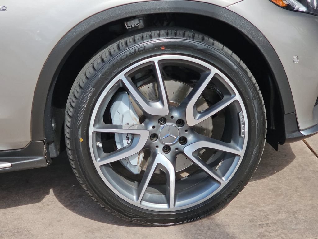 Used 2019 Mercedes-Benz GLC 43 AMG 4MATIC image 37