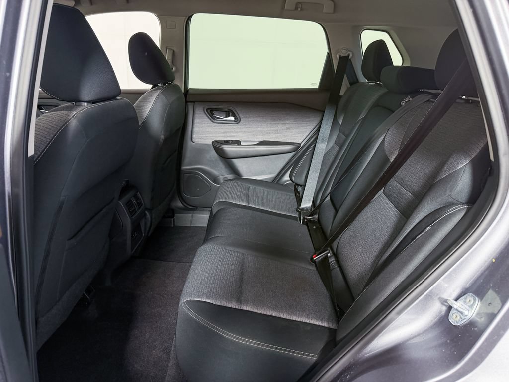 Certified 2022 Nissan Rogue SV FWD image 34