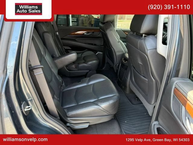 Used 2019 Cadillac Escalade Luxury AWD/4WD image 15