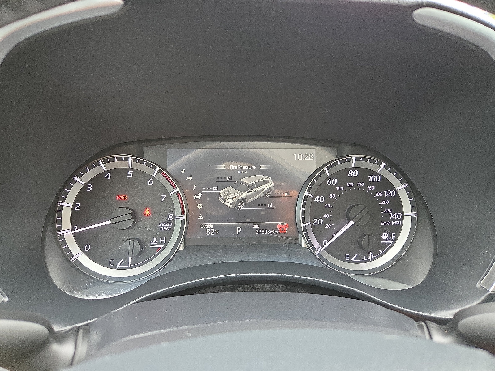 Used 2024 Toyota Highlander XLE AWD/4WD image 23