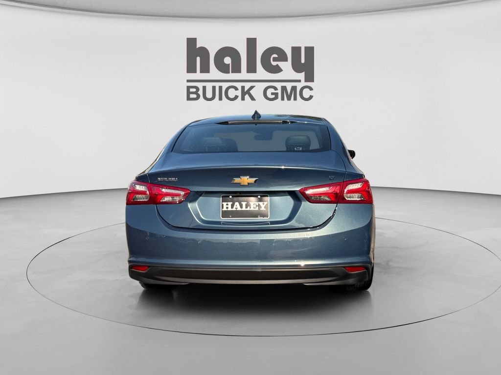 Used 2024 Chevrolet Malibu LT FWD image 4