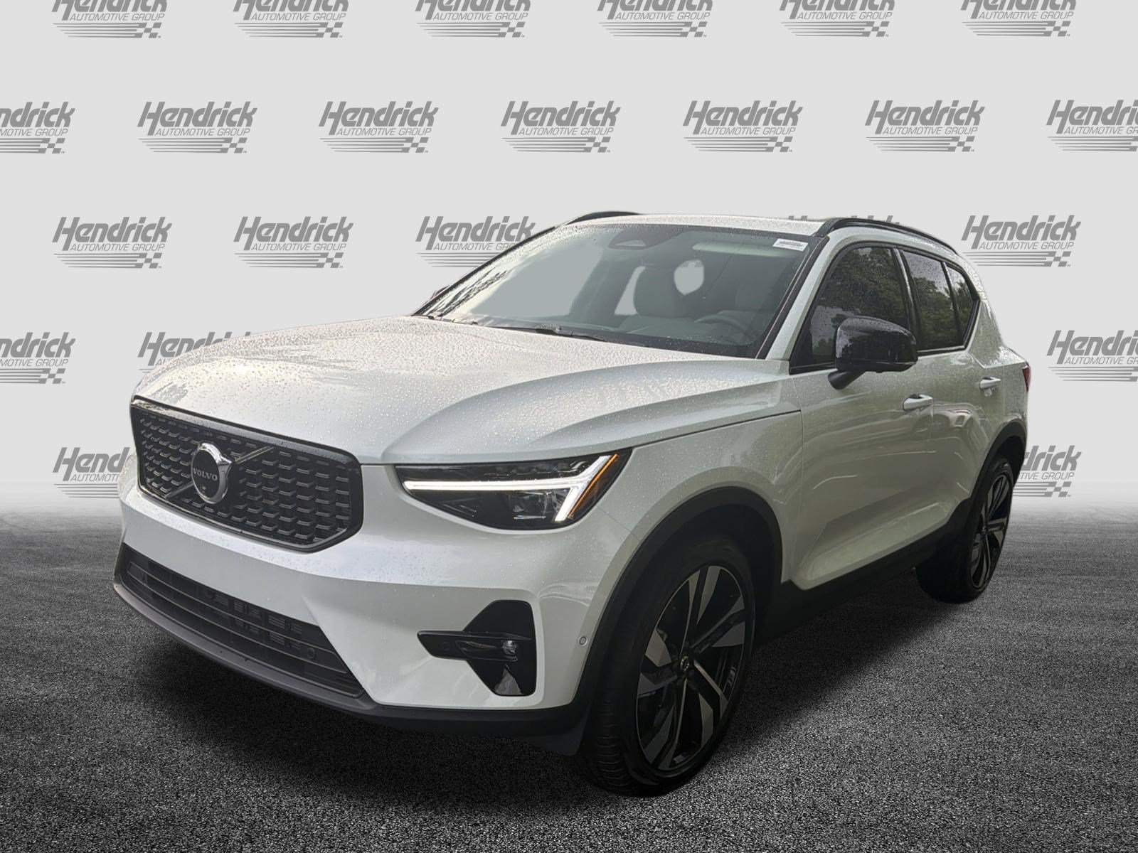 New 2026 Volvo XC40 B5 Ultra w/ Protection Package Premier AWD/4WD image 5