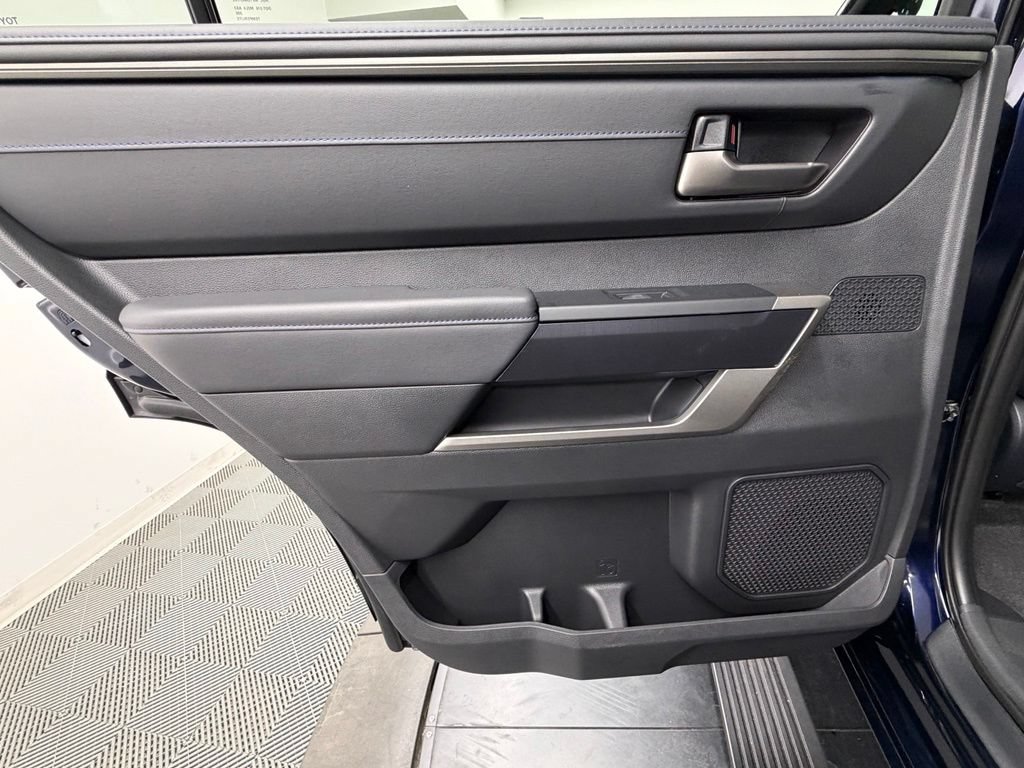 Used 2026 Toyota Sequoia Platinum AWD/4WD image 40