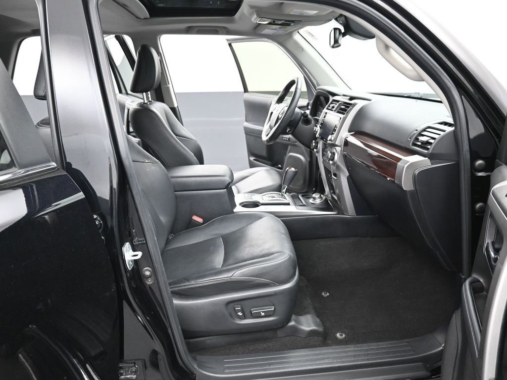 Used 2020 Toyota 4Runner Limited image 36