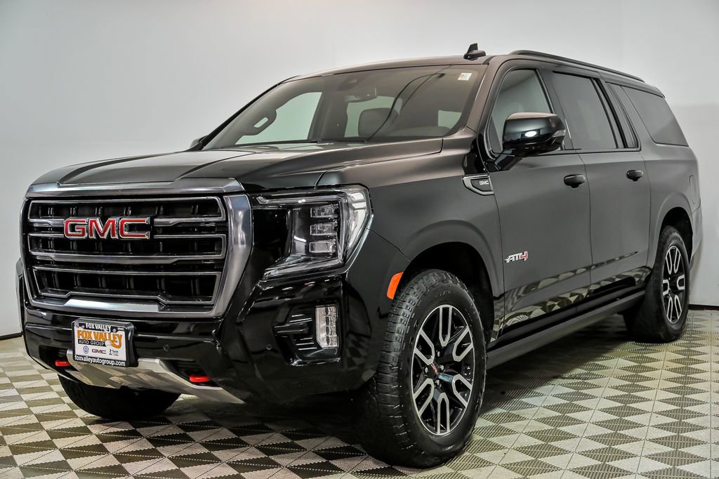 Used 2022 GMC Yukon XL AT4 image 5