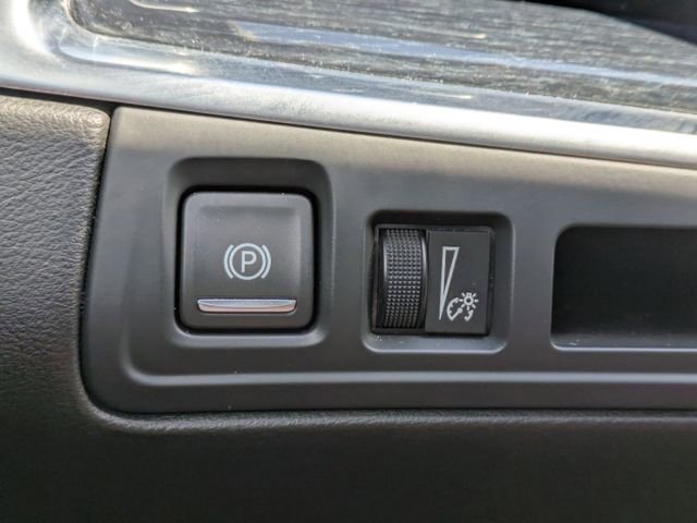 Used 2024 Cadillac XT5 Premium Luxury image 27