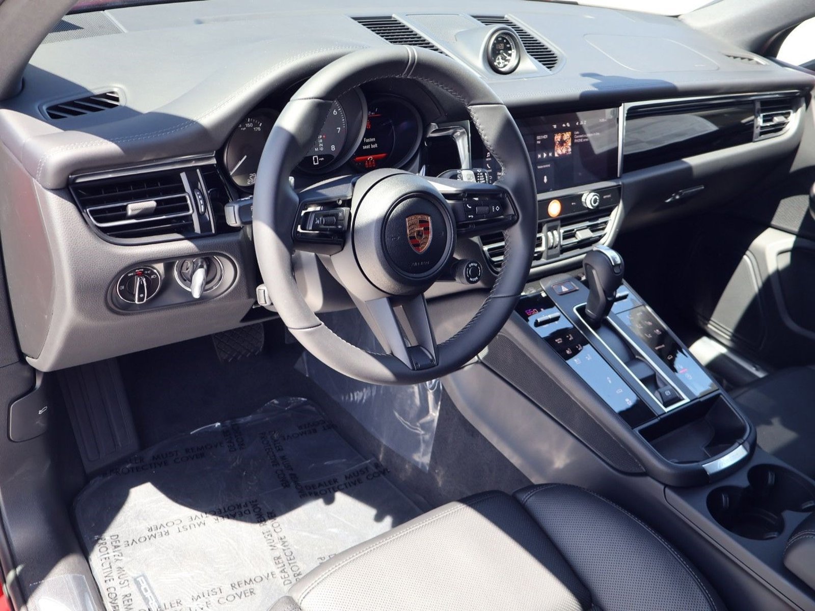 New 2026 Porsche Macan S AWD/4WD image 4