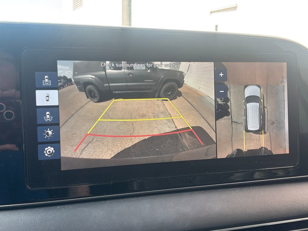 Used 2021 Hyundai Palisade Limited image 11