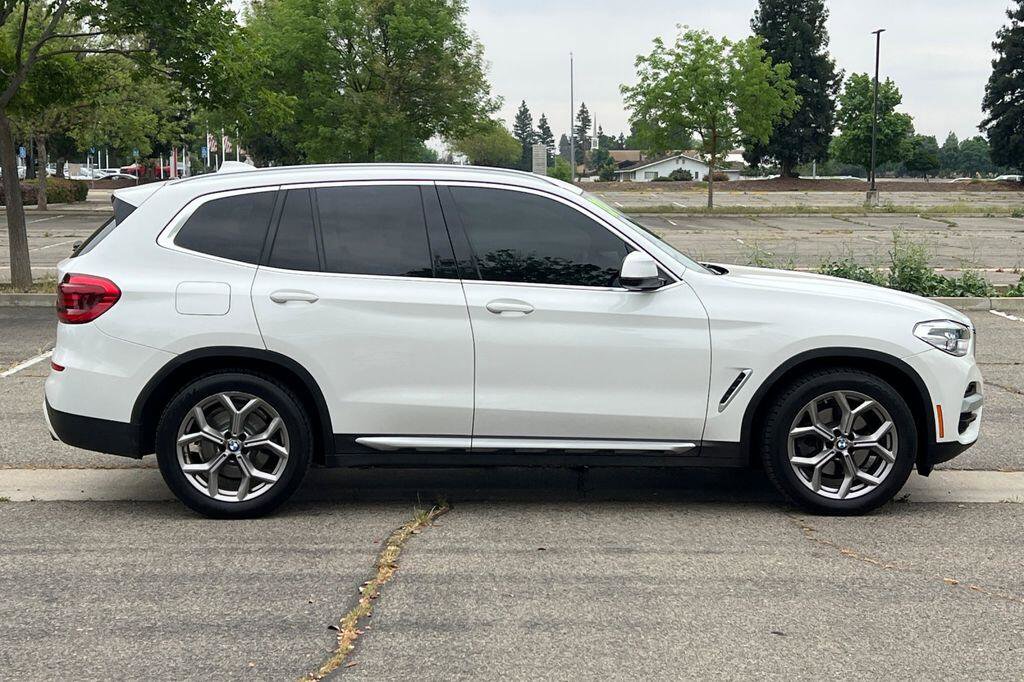 Used 2021 BMW X3 xDrive30i w/ Convenience Package image 3