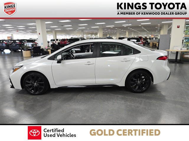 Certified 2025 Toyota Corolla SE FWD image 4