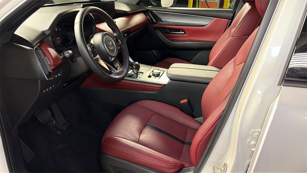 Used 2025 MAZDA CX-70 Plug-In Hybrid w/ Premium Plus image 28