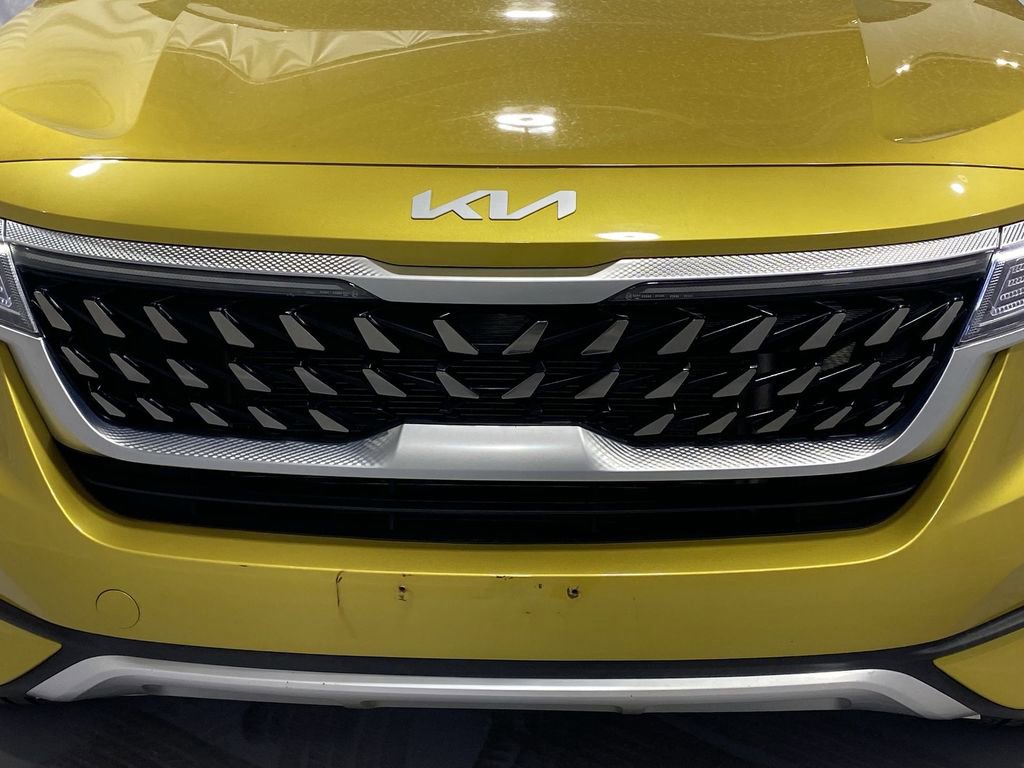 Used 2022 Kia Seltos Nightfall Edition image 26