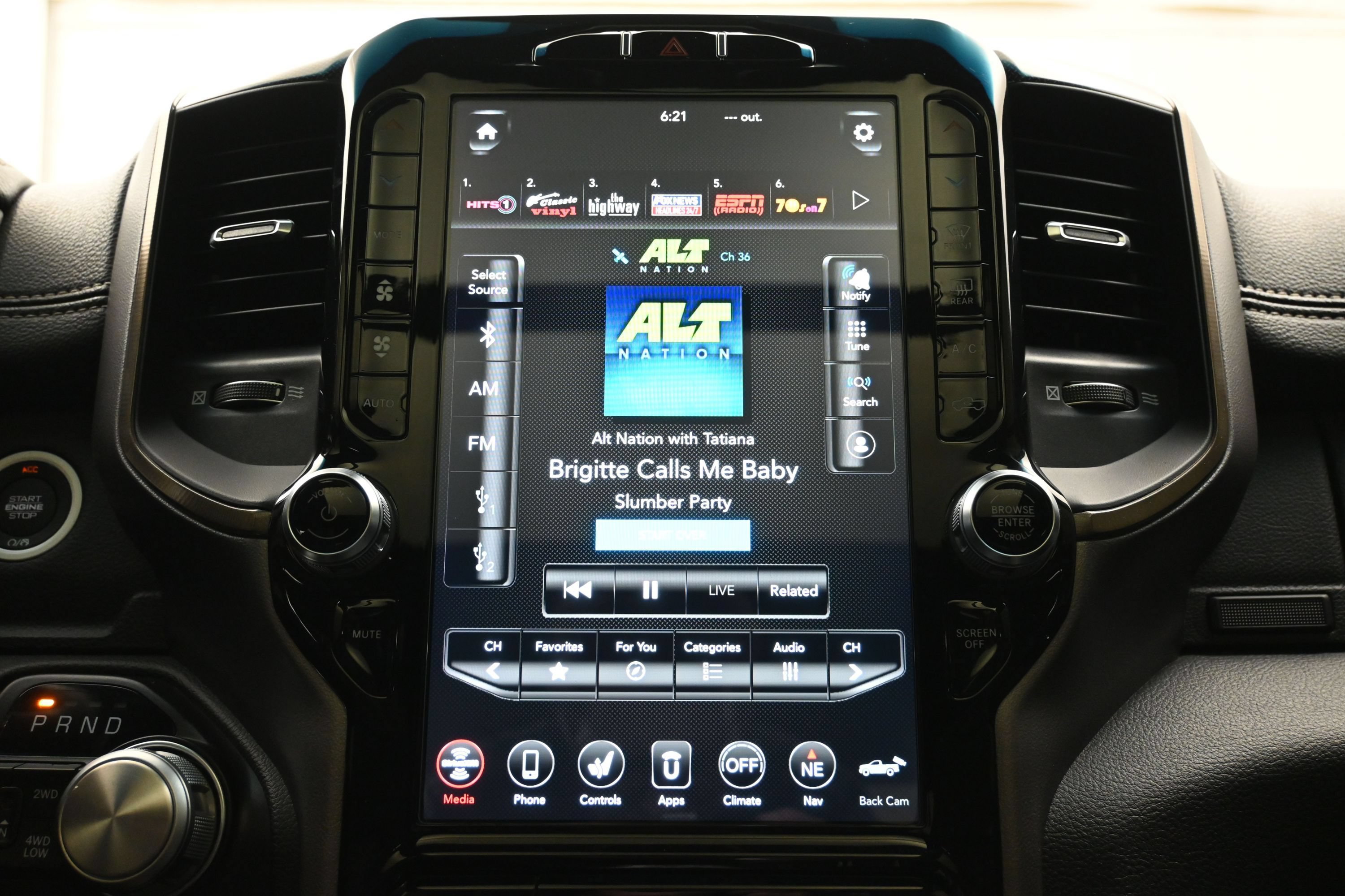 Used 2020 RAM 1500 Rebel w/ Rebel Level 2 Equipment Group AWD/4WD image 29