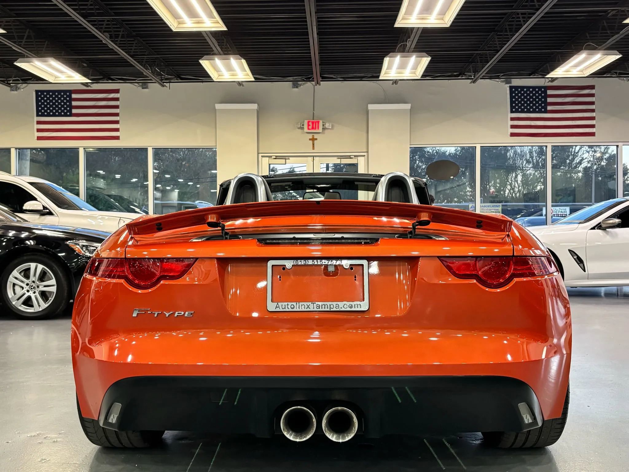 Used 2014 Jaguar F-TYPE Convertible image 32