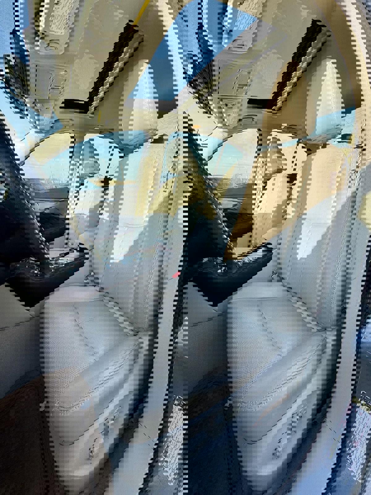 Used 2016 INFINITI Q50 Premium w/ Driver Assistance Package image 16