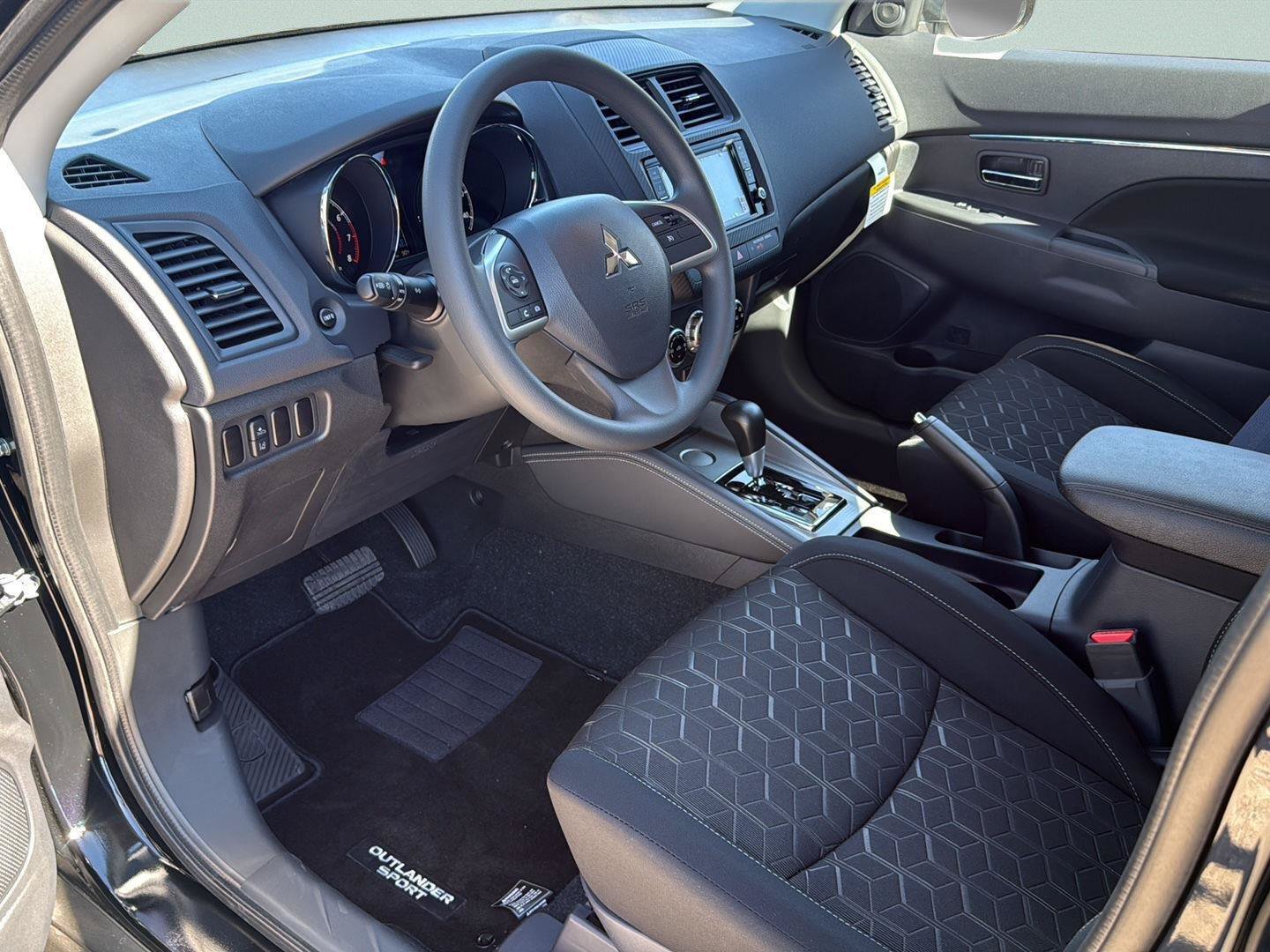 New 2027 Mitsubishi Outlander Sport FWD image 19