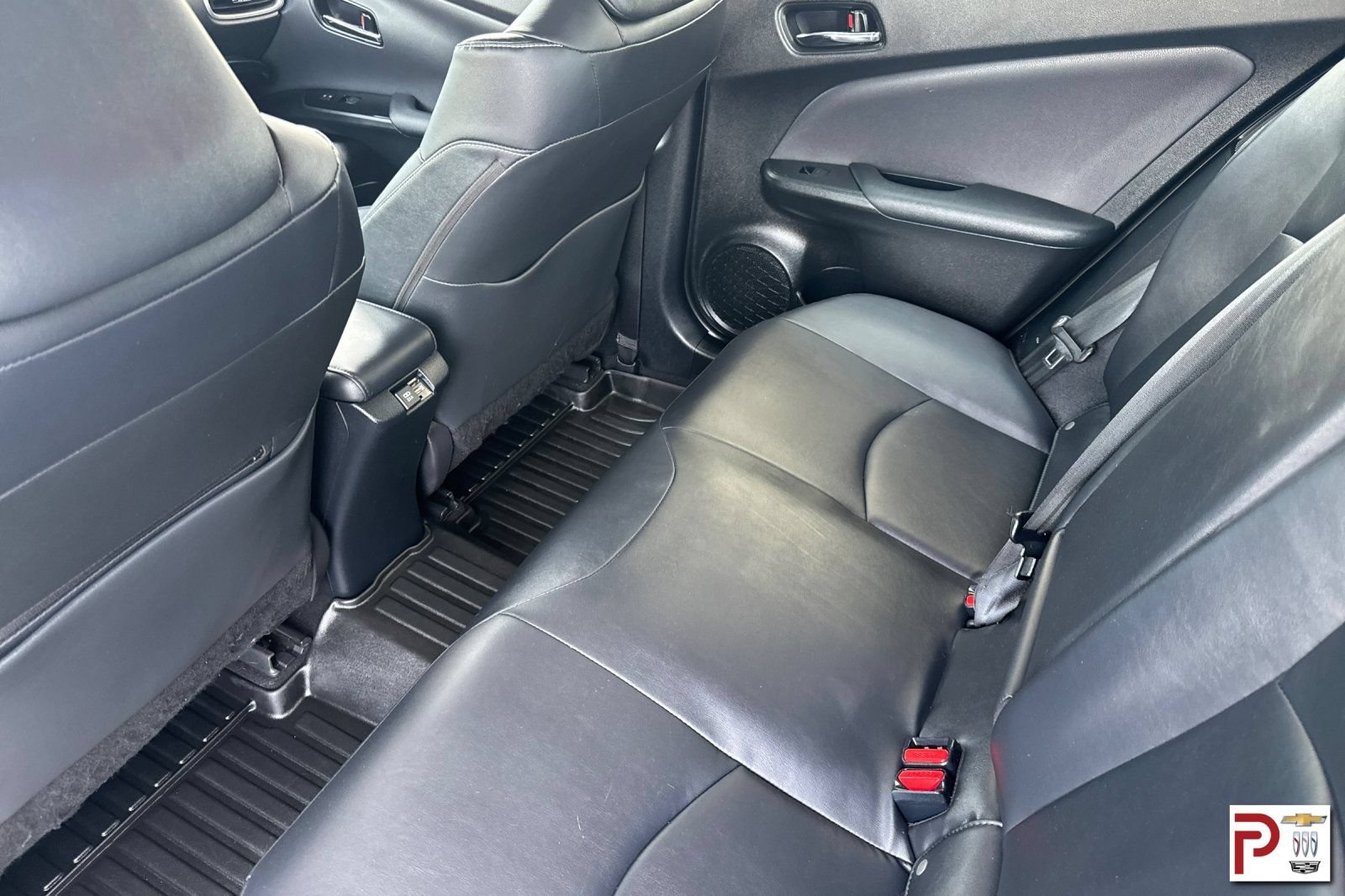 Used 2021 Toyota Prius Prime XLE FWD image 13