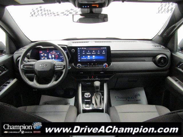 Used 2024 Chevrolet Colorado Trail Boss image 19