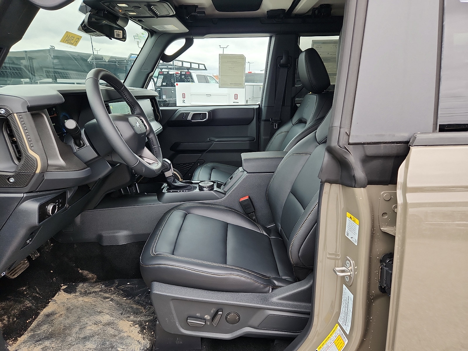 New 2026 Ford Bronco Badlands AWD/4WD image 9