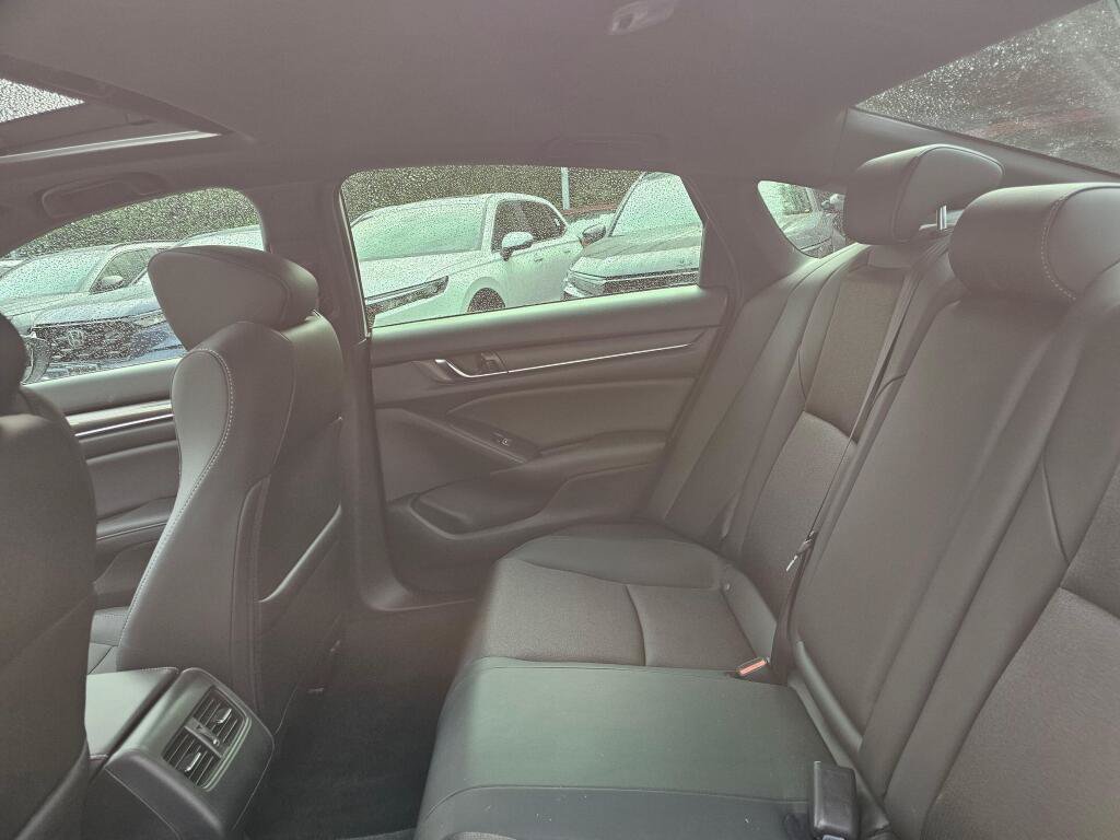Used 2020 Honda Accord Sport image 19